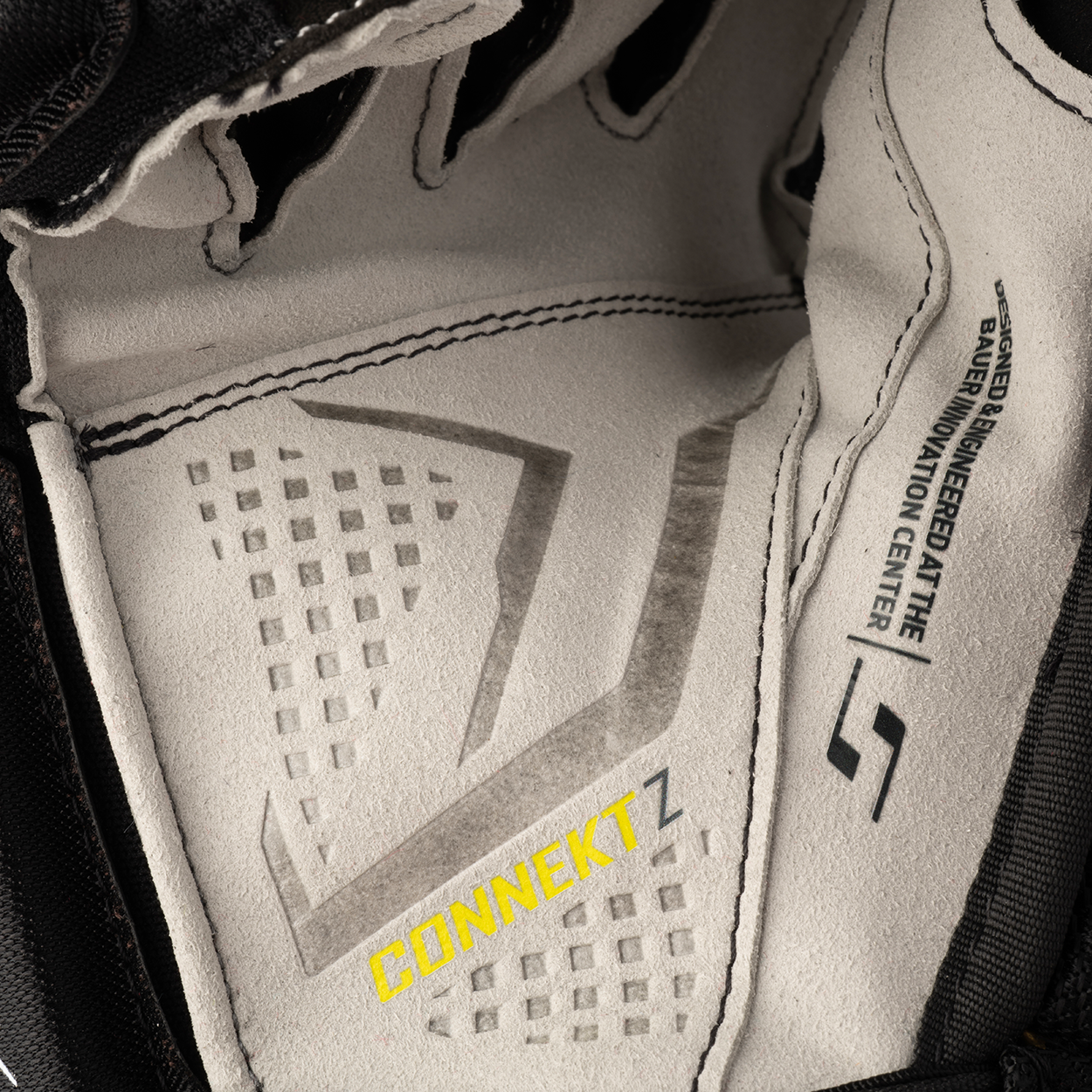 2026 Bauer Supreme Fuse Hockey Gloves - Senior