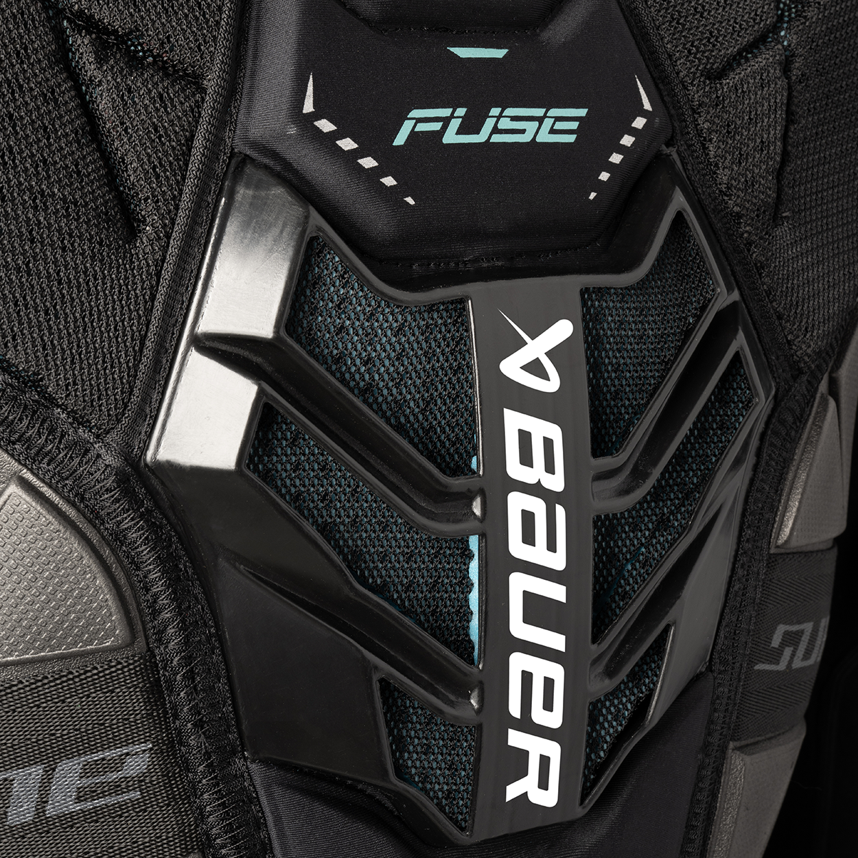 2026 Bauer Supreme Fuse Hockey Shoulder Pad - Intermediate