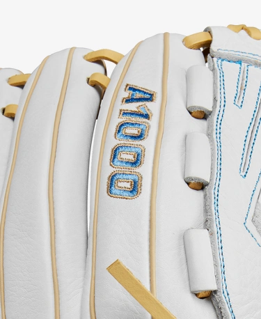 2024 Wilson A1000 12.5" Fastpitch Glove