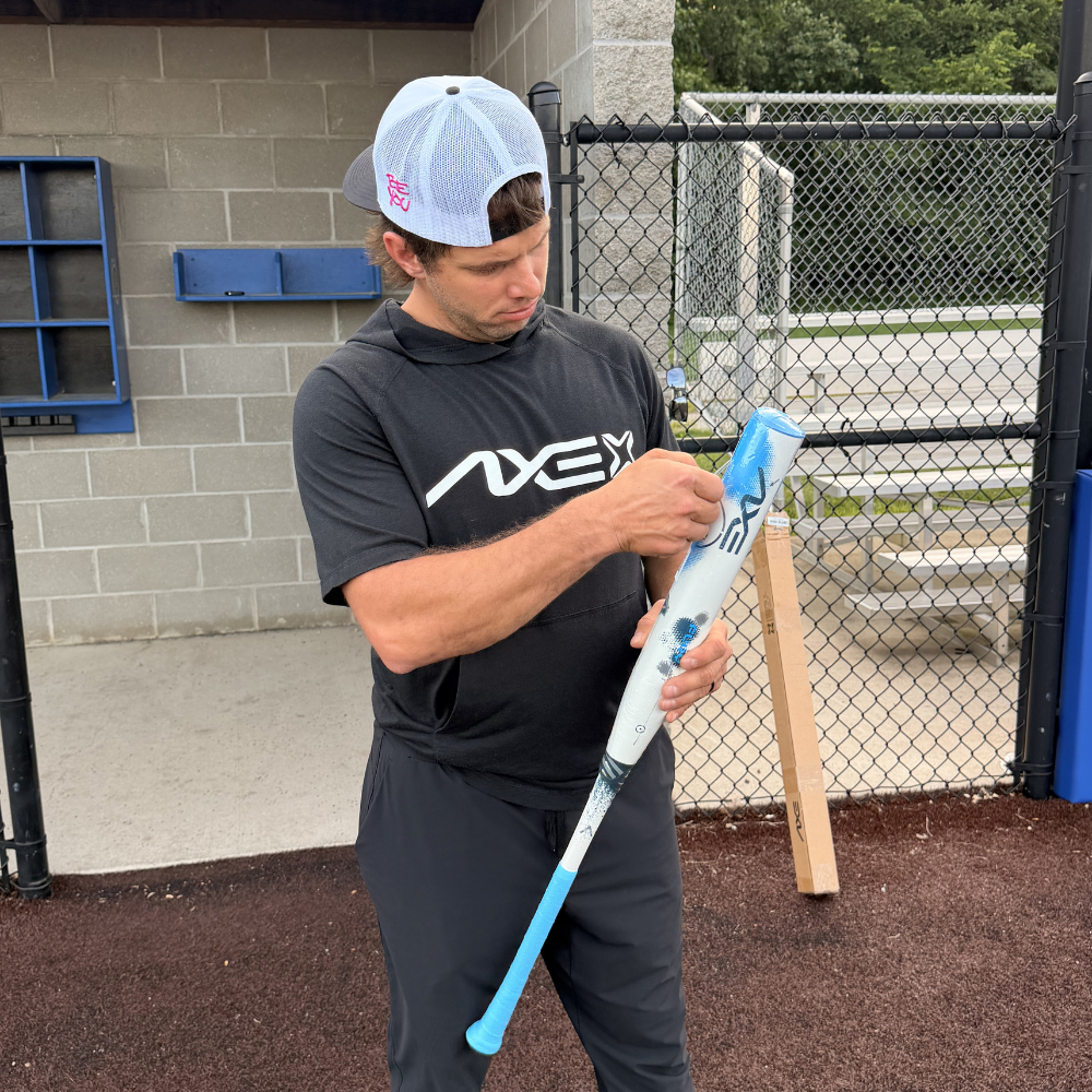 2026 Axe Fury Bravo I57 Special Edition Flared Handle 2 Piece 12.5" Endloaded (1.0 oz) Slo-Pitch Bat USSSA L154QI57