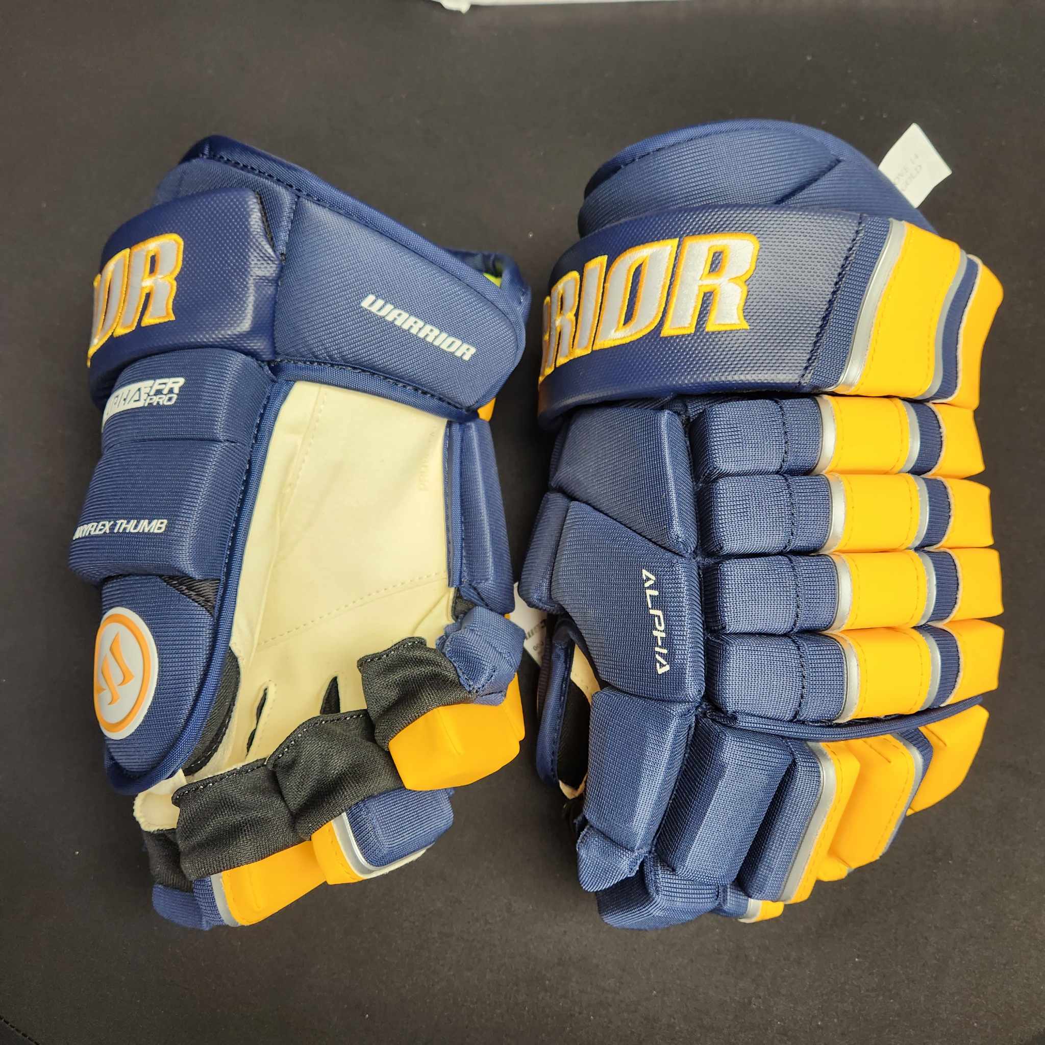 GLOVE SR WARRIOR ALPHA FR PRO