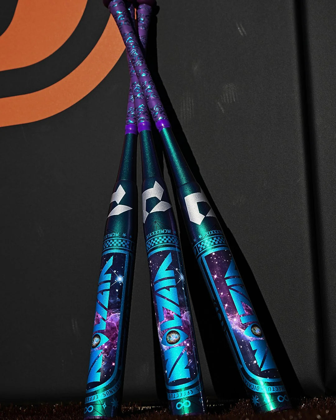 2027 Demarini Vizion -9 2 Piece Fast Pitch Bat