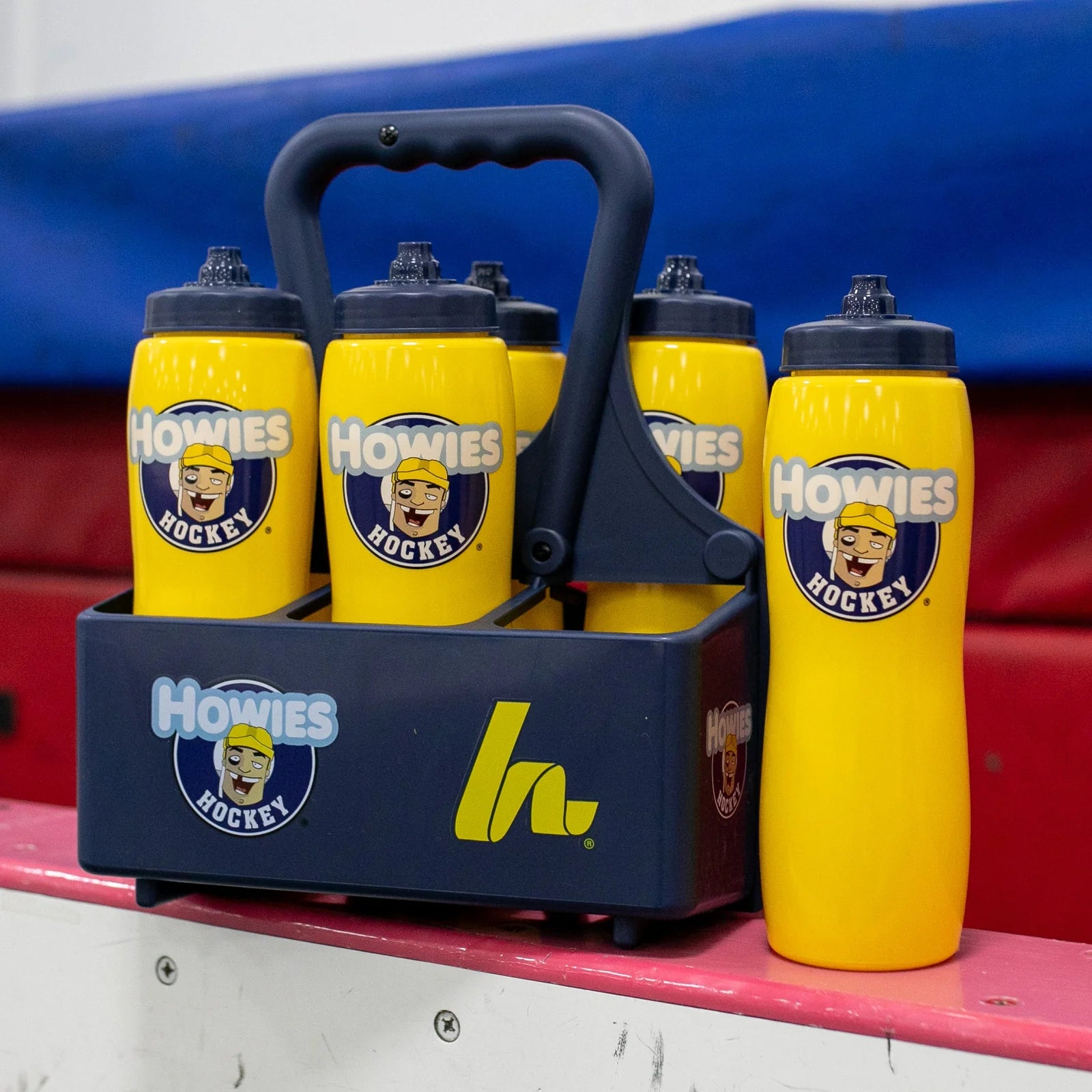 Howies Pro Jet Water Bottle - 32 oz  Jet Valve