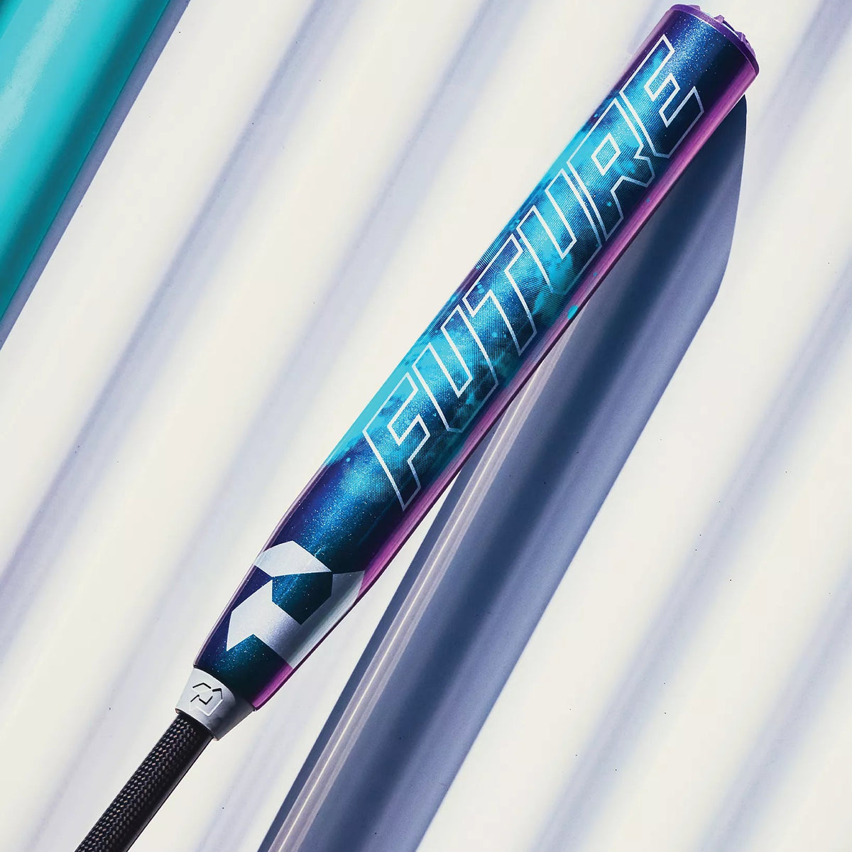 2027 DeMarini Future 2 Piece -10 Fastpitch Bat WBD2727010