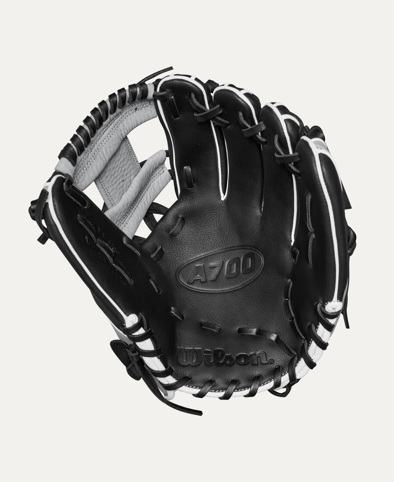 2025 Wilson A700 11.5" Infield Baseball Glove Right Hand Throw-Black/Silver/White
