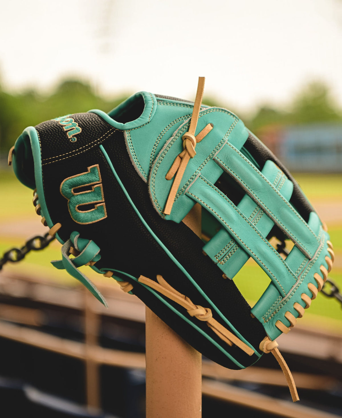 BB GLOVE WILSON A2000 PF50SS 12.25&#39;&#39;  BS25 BLACK/TEAL