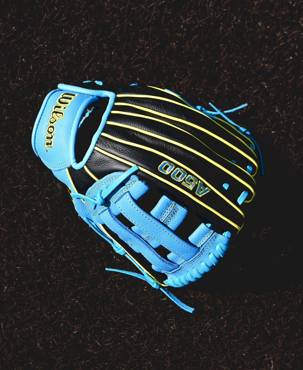 2025 Wilson A500 10.5" Utility Baseball Glove Right Hand Throw-Black/Blue/Yellow