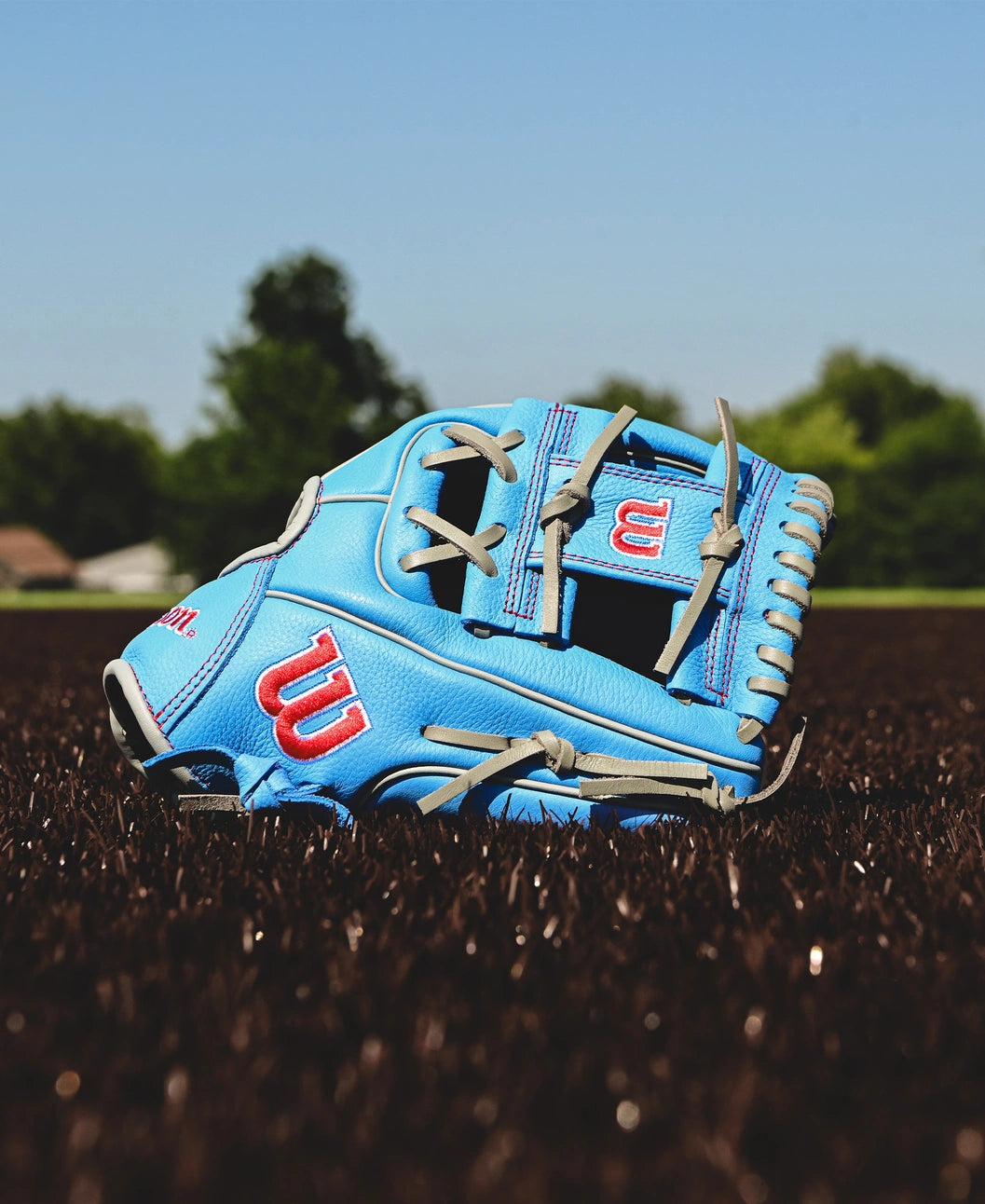 2025 Wilson A500 11" Utility Baseball Glove Right Hand Throw-Blue/Grey/Red