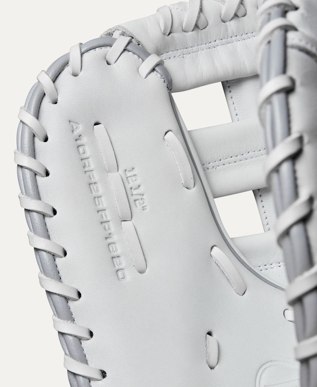 2025 Wilson A1000 12.5" First Base Fast Pitch Glove 1620 Right Hand Throw