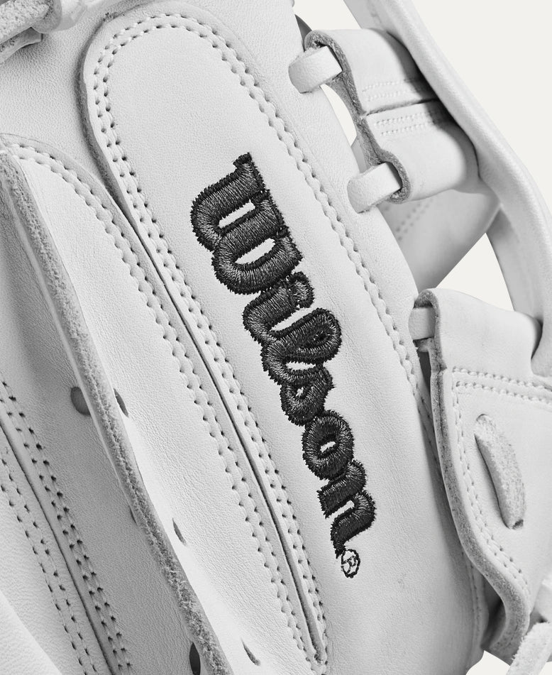 Gant de lancer rapide Wilson A1000 33" pour receveur, CM33, pour droitier, 2025