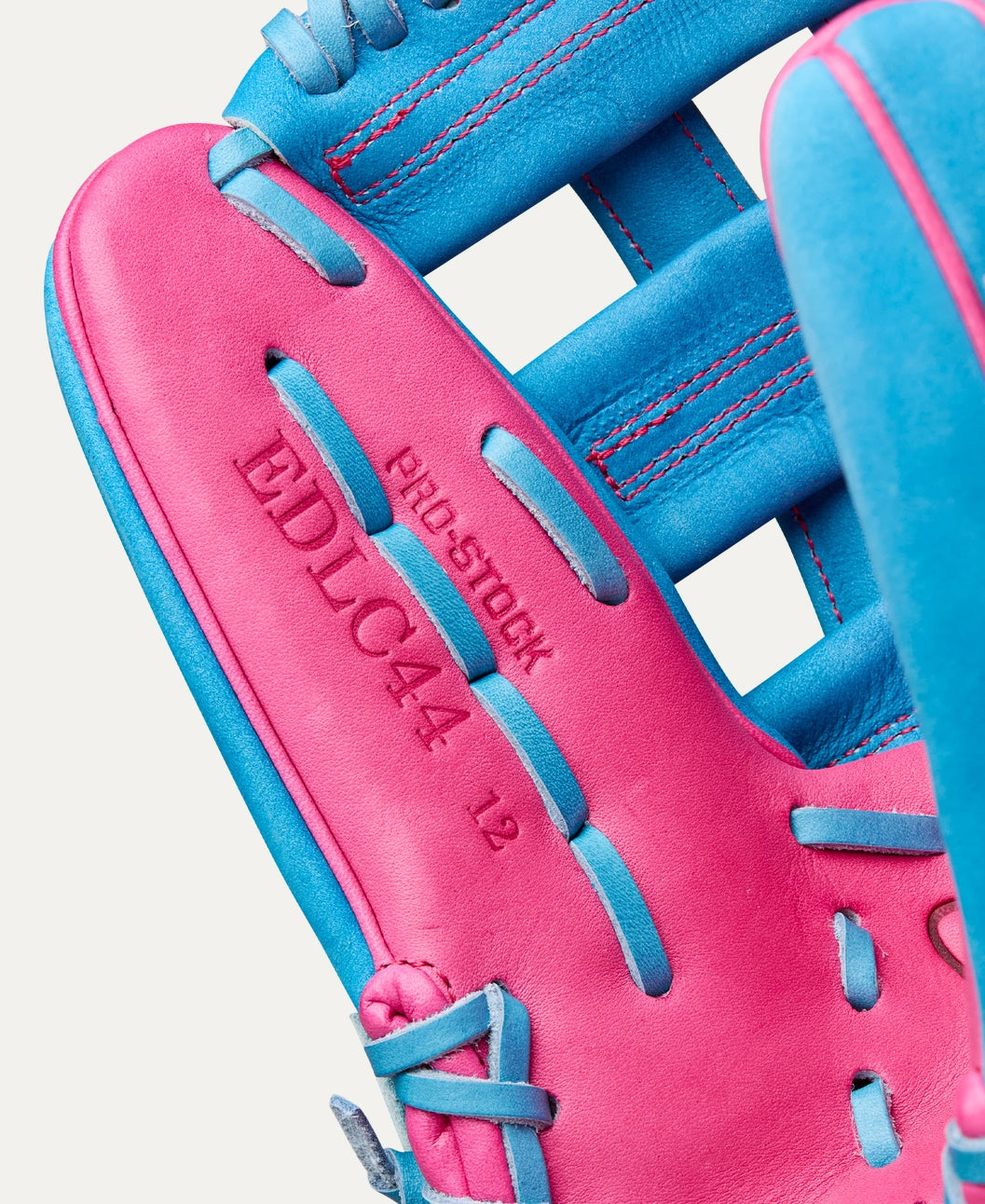 2025 Wilson A2000 Elly De La Cruz GM 12" Infield Baseball Glove Right Hand Throw-Pink/Sky Blue