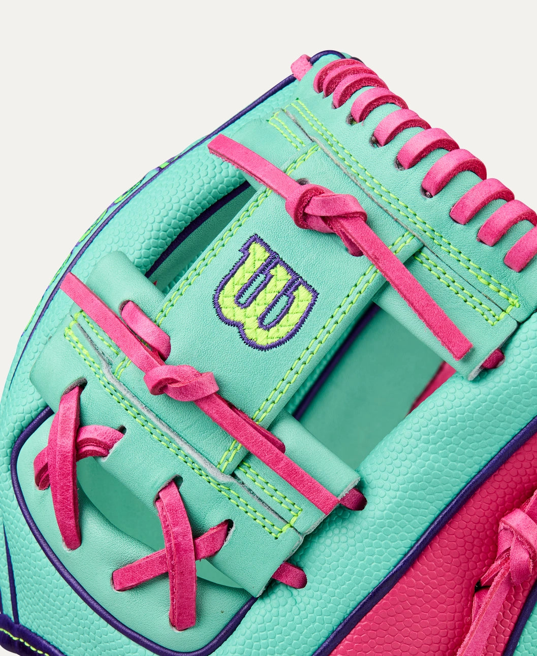 2025 Wilson A2000 Fall DP15SS 11.5" Infield Baseball Glove Right Hand Throw-Seafoam SS/Pink SS/Yellow