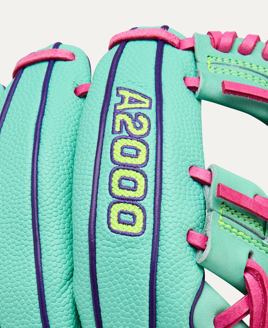 2025 Wilson A2000 Fall DP15SS 11.5" Infield Baseball Glove Right Hand Throw-Seafoam SS/Pink SS/Yellow