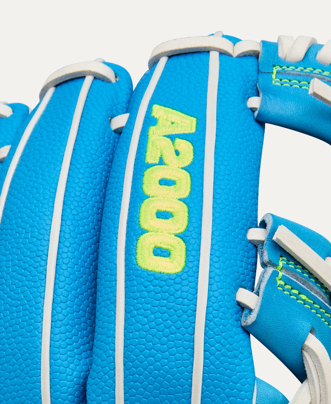 2025 Wilson A2000 H12 Fall 12" Infield Softball Glove Right Hand Throw-Skyblue SS/White SS/Green