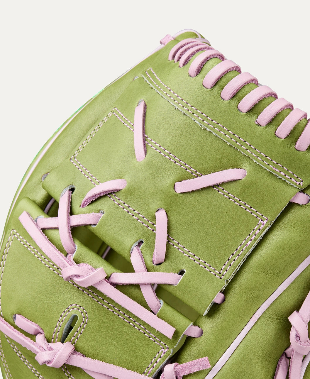 2025 Wilson A2000 MA14 Fall 12.25" Pitchers Softball Glove Right Hand Throw-Green/Lavender/Green