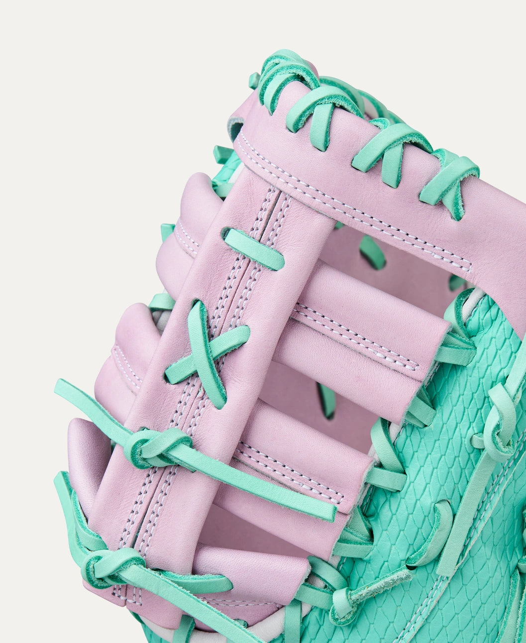 2025 Wilson A2000 FP1620SS Winter 12.5"" First Base Softball Glove- Lavender/Seafoam SSS