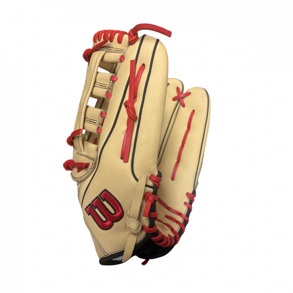 2025 Wilson A1000 13.5" Utility Softball Glove - Blonde / Red