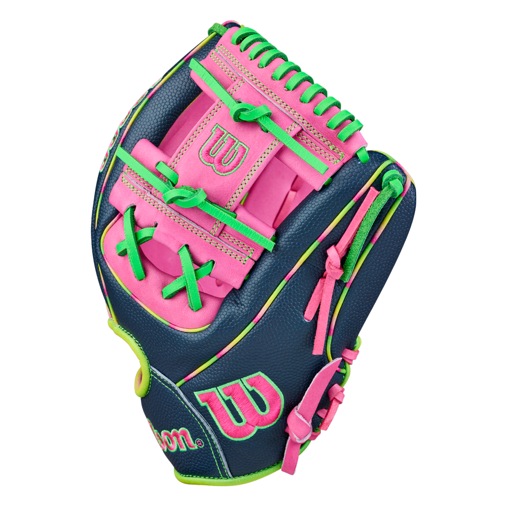 2026 Wilson June GOTM A2000 11.75" Infield Baseball Glove 1724SS Right Hand Throw