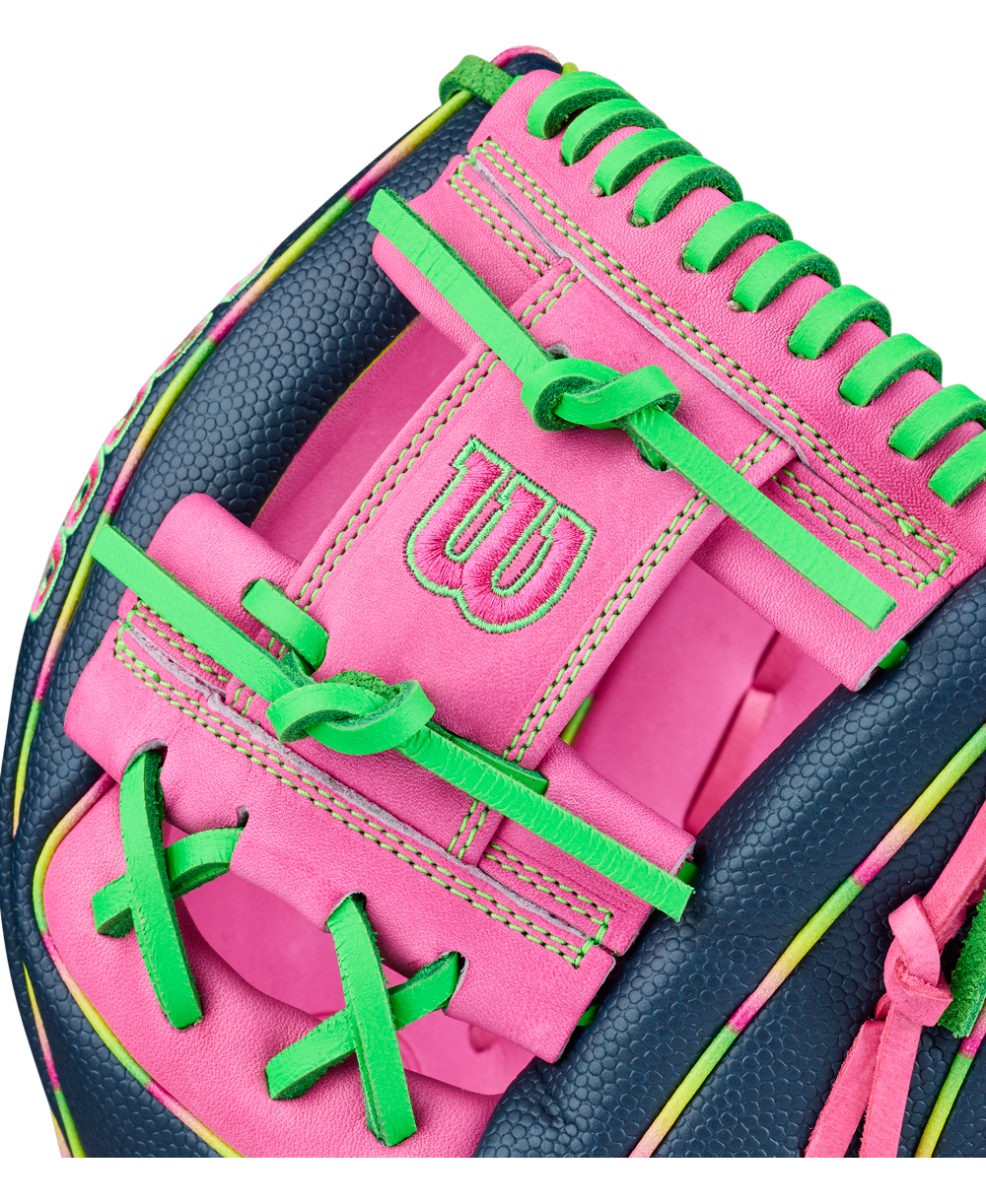 2026 Wilson June GOTM A2000 11.75" Infield Baseball Glove 1724SS Right Hand Throw