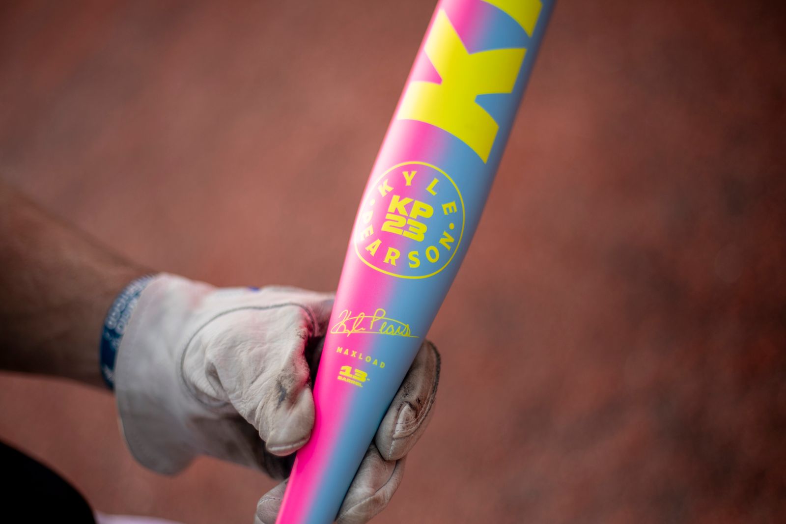 2026 Miken Freak Neon KP23 2 Piece 13" Maxload (0.5 oz) Slo-Pitch Bat  MSU6NKPL