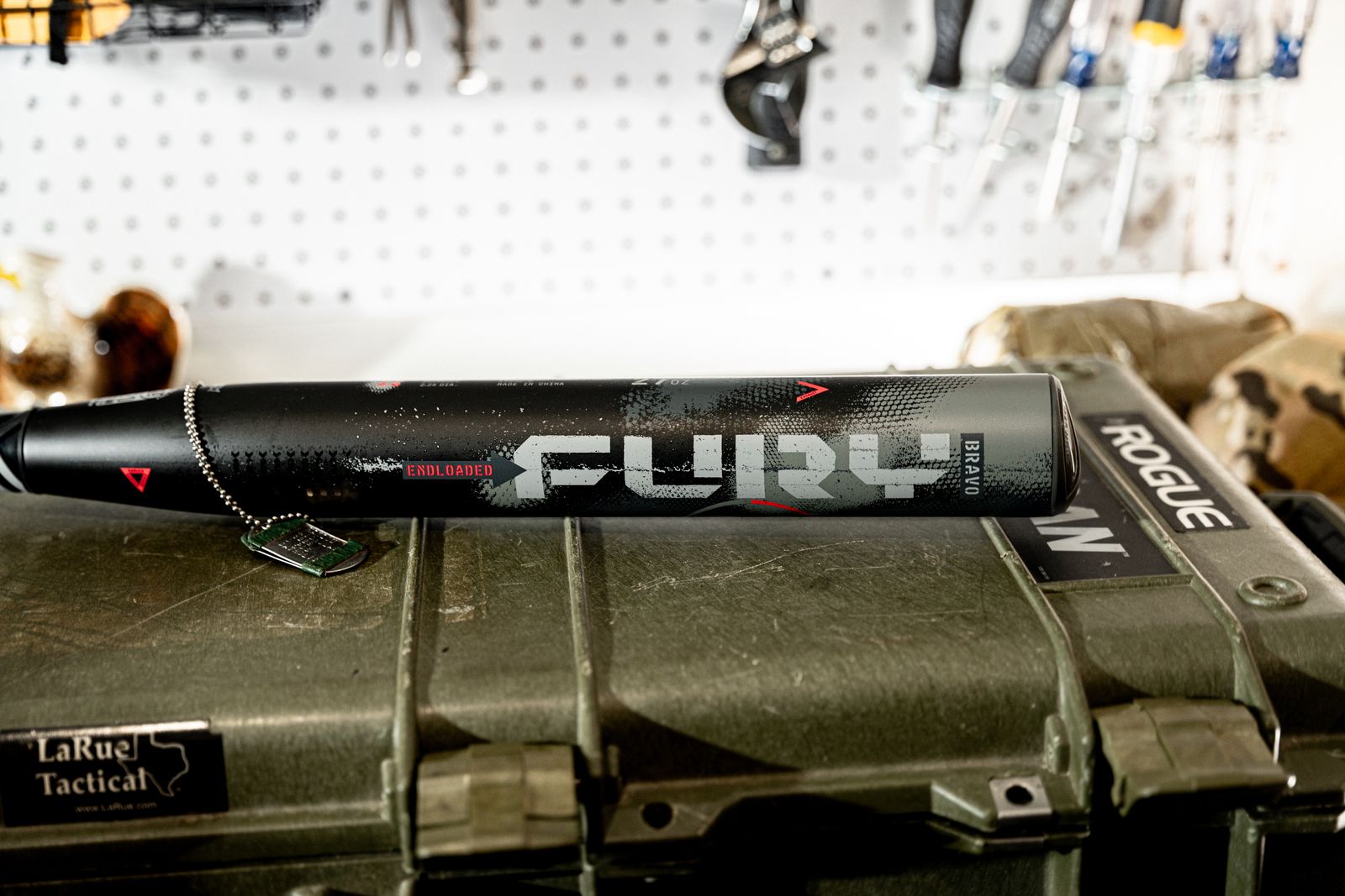 2026 Axe Fury Bravo Flared Handle 2 Piece 13" Endloaded (0.5 oz) Slo-Pitch Bat USSSA L154Q-E-FLR