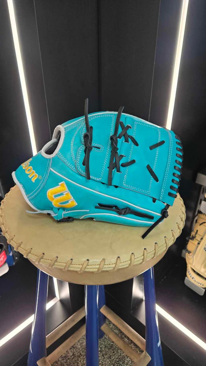 BB GLOVE WILSON A2000 SA17 TEAL/WHITE 12'' BS25