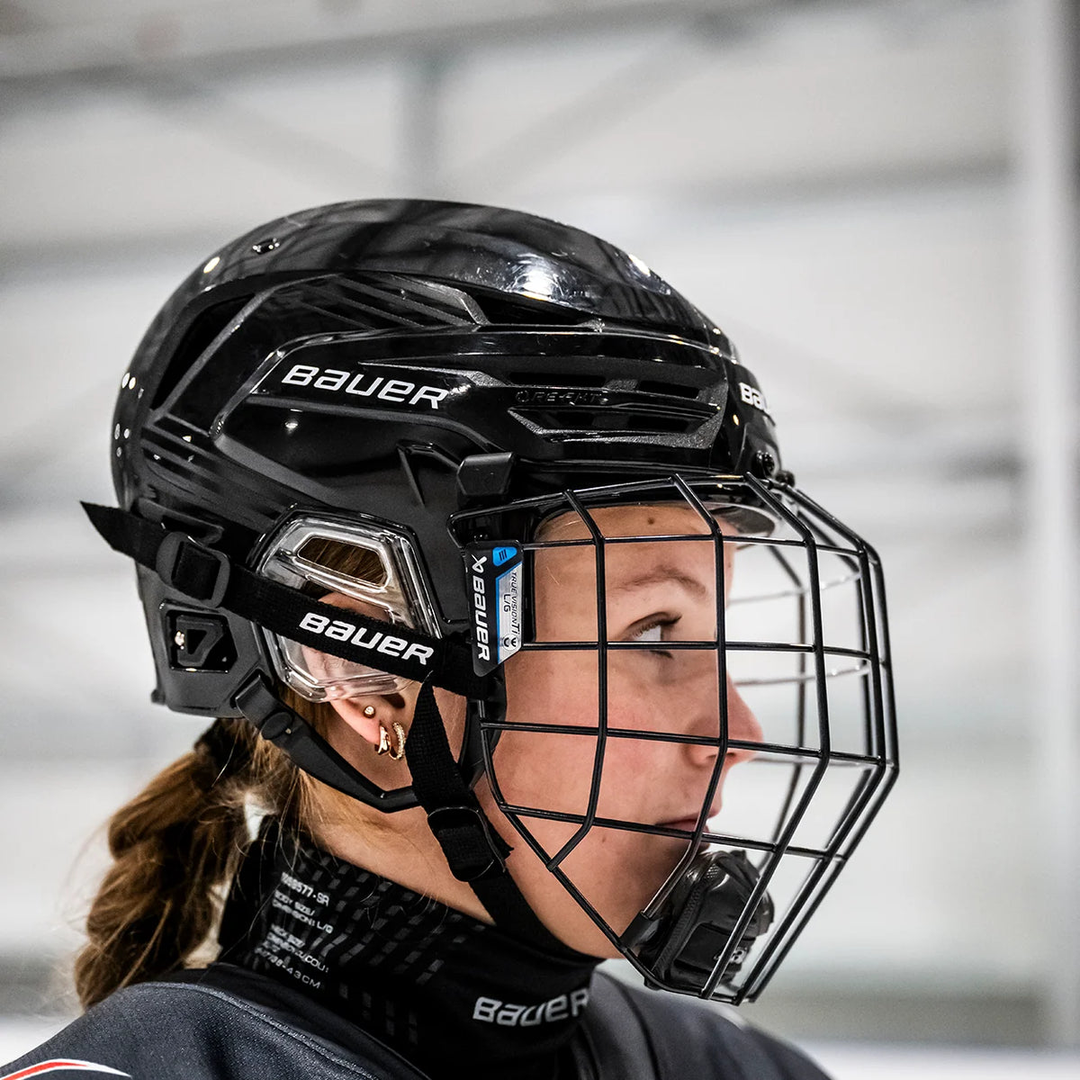 2025 Bauer Re-Akt 90 Hockey Helmet Combo - Black Medium