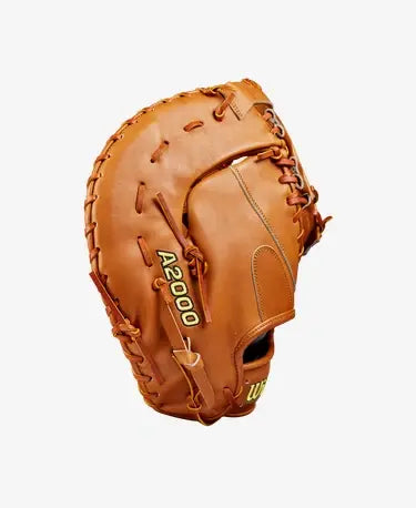 BB GLOVE WILSON A2000 CLASSIC 1679 1B   12.5'' BS25