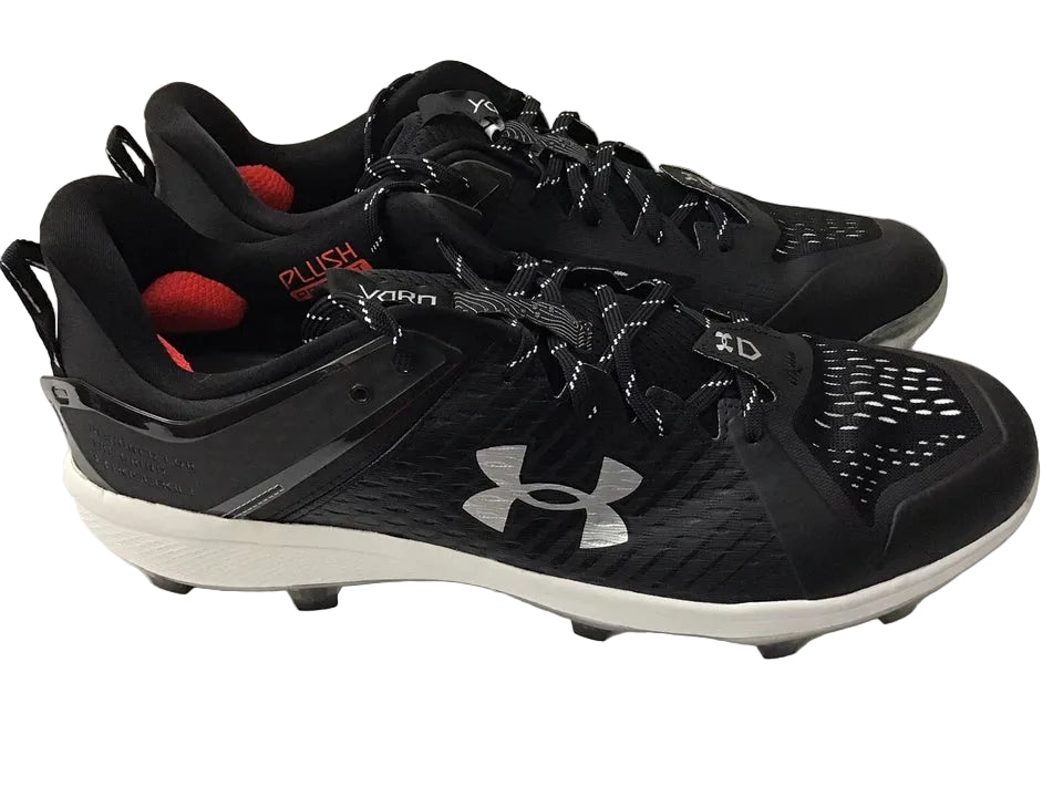 Under Armour Yard Low MT TPU Baseball Cleat - Mens