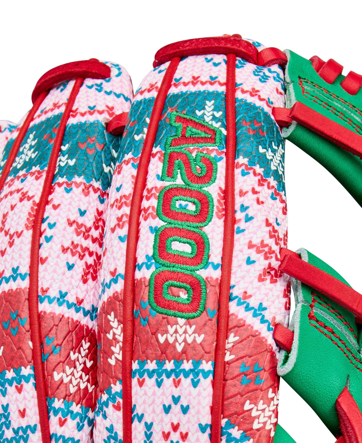 2025 Wilson December GOTM A2000 11.75" Infield Baseball Glove 1975 Right Hand Throw