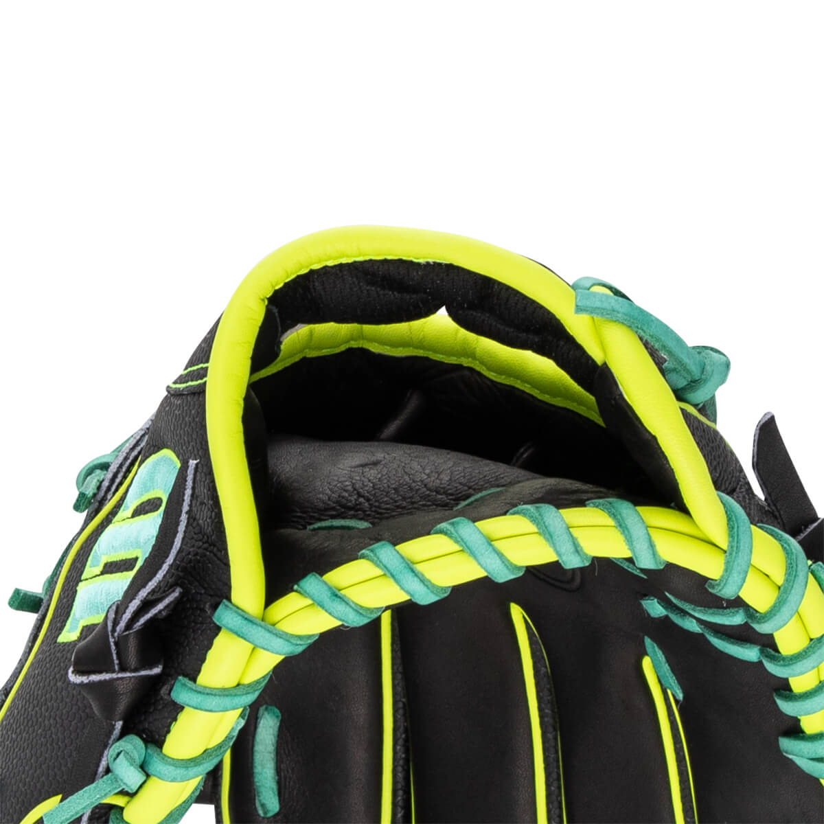 2026 Wilson A2000 1750SS 12.5" Outfield Baseball Glove - Black / Optic Yellow